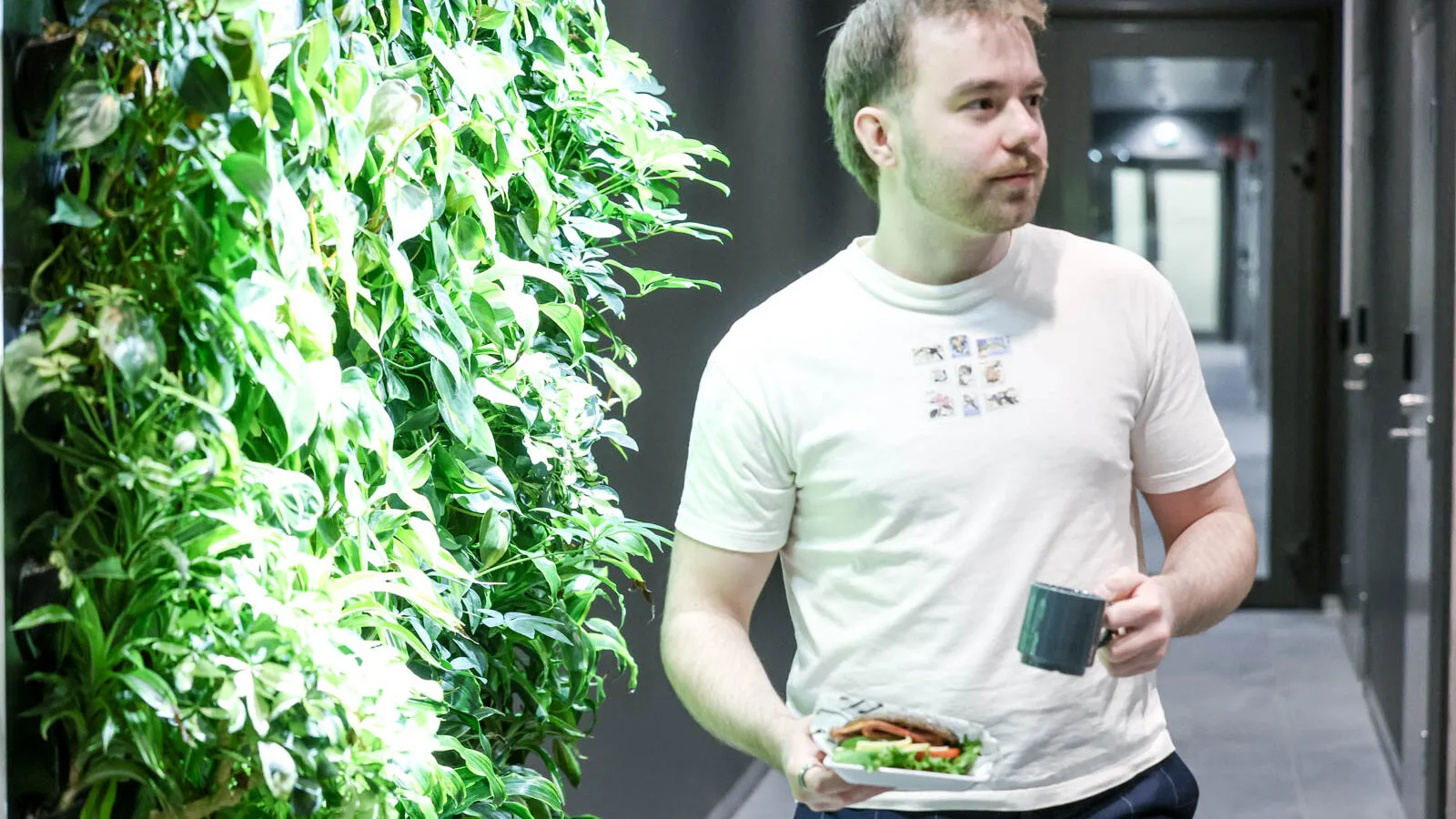 Hyvää juhannusta, ja muutama ajatus kesän myyntiin